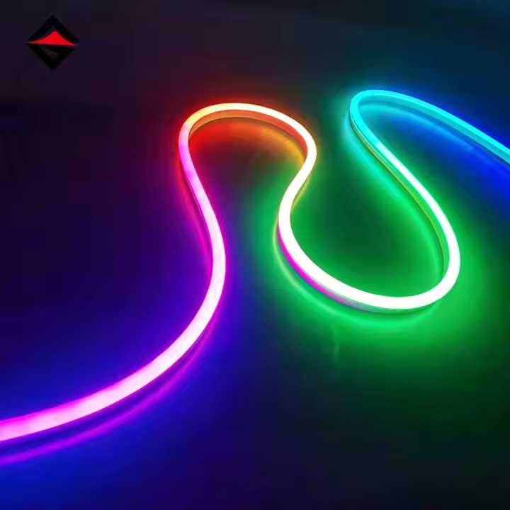 Razlika med RGB svetlobnimi trakovi in ​​čarobnimi svetlobnimi trakovi